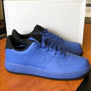 BRAND NEW MENS NIKE AIR FORCE ONE SZ 10